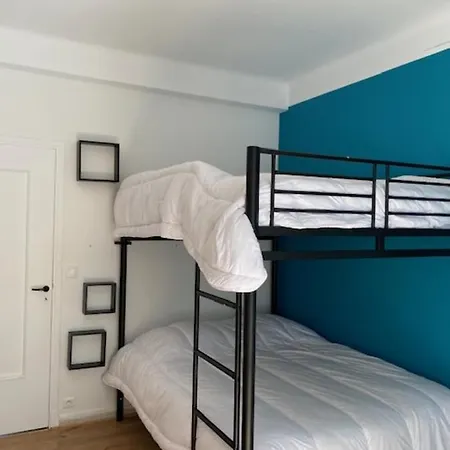 Superb Apt With Terrace And Garden Near The Beach Appartement *